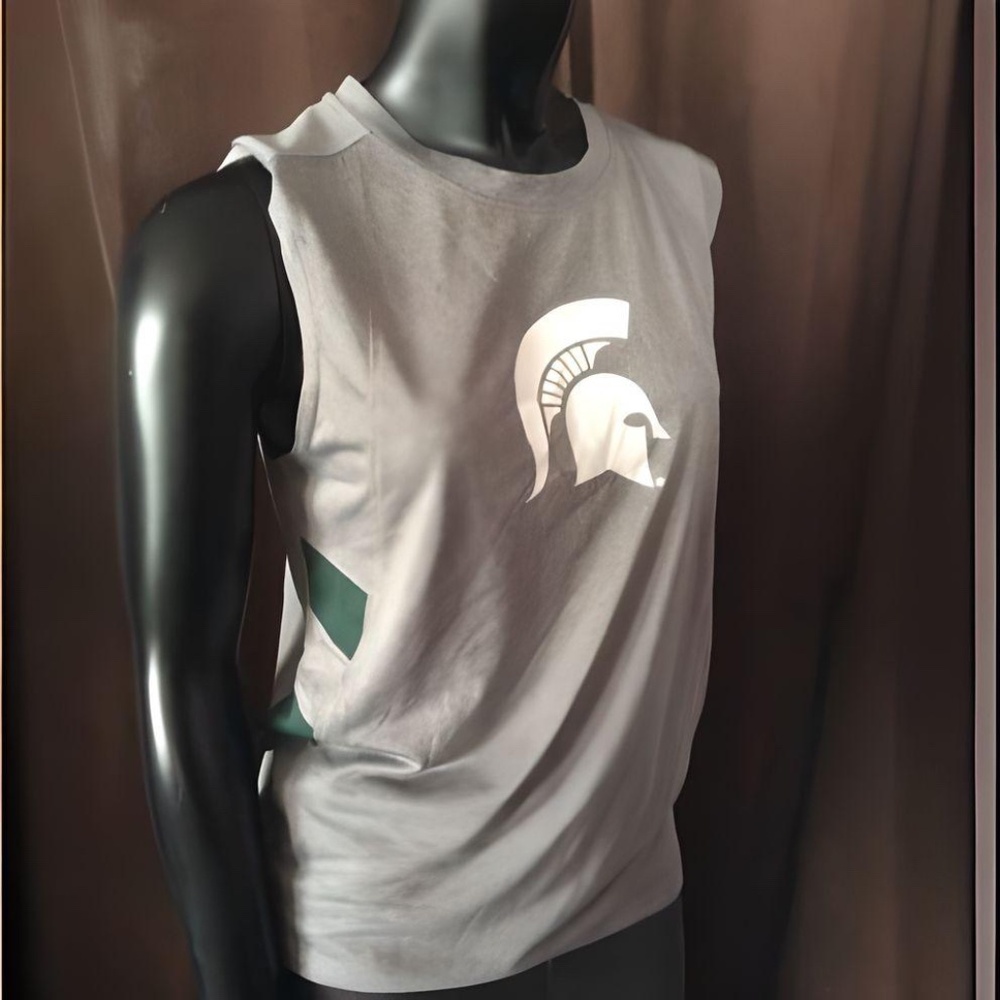 ProEdge by Knights Apparel sleeveless top- size L 12/14